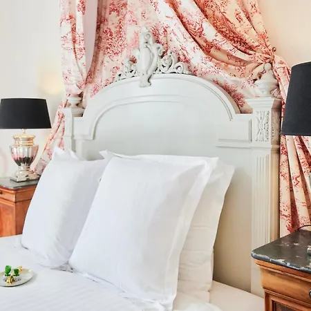 Chateau Chavagnac Guest house